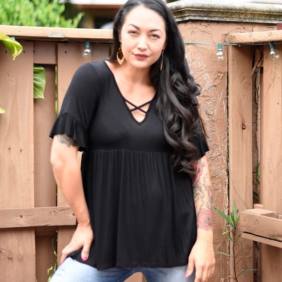 The House Of Gentry Tops - Black Crossfront Babydoll Top